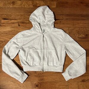 H&M Dividend women’s size medium light Heather grey cropped hoodie